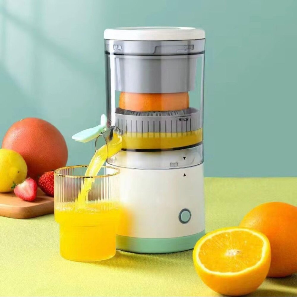Electric juicer Reachargeble portable citrus Machine for orange.